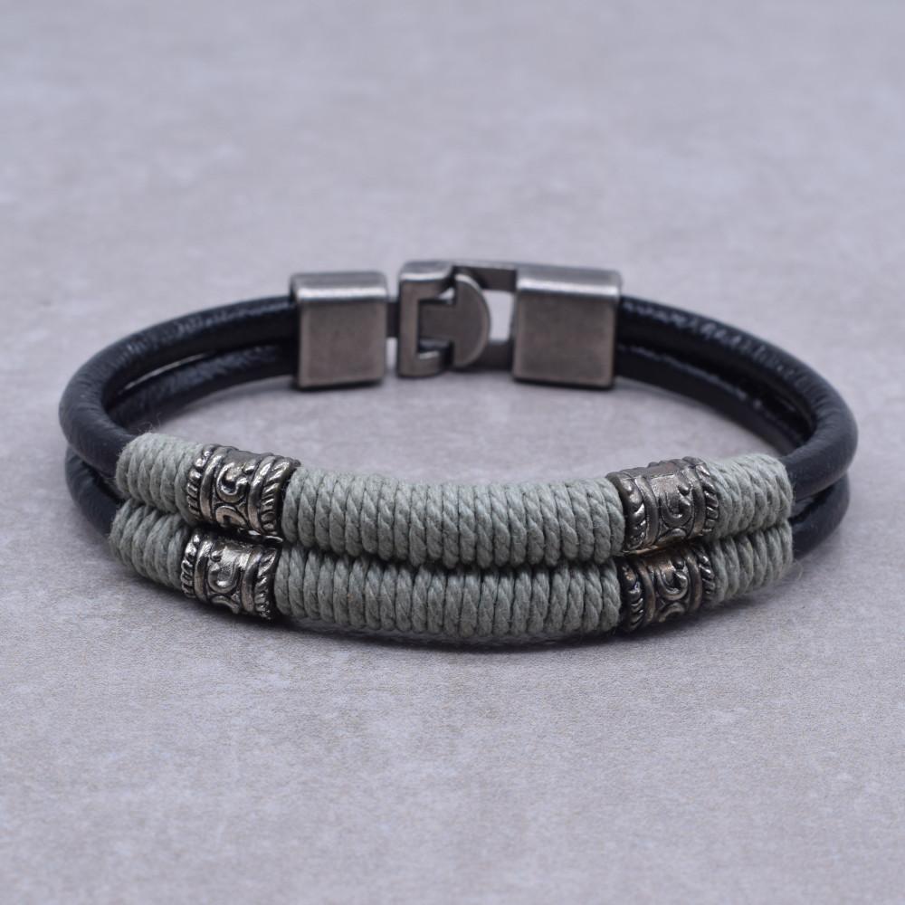 VOQ New Design Vintage Men Bracelet Handmade Winding Rope Double Black Leather Bracelet Men Jewelry Gifts bijoux homme 20.5cm
VOQ New Design Vintage Men Bracelet Handmade Winding Rope Double Black Leather Bracelet Men Jewelry Gifts bijoux homme 20.5cm