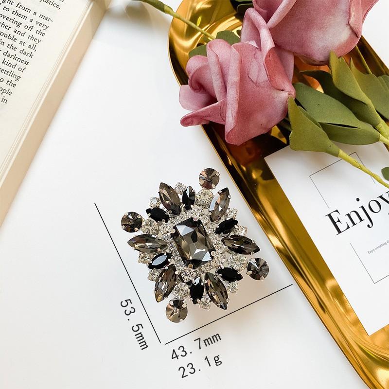 Water Diamond Lazy Phone Stand Tablet Suitable Creative Stylish Ins Air Bag Desktop Support Foldable
Water Diamond Lazy Phone Stand Tablet Suitable Creative Stylish Ins Air Bag Desktop Support Foldable