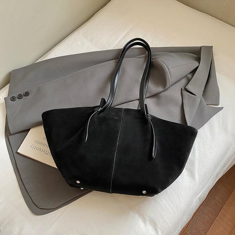 Retro Suede Large-Capacity Shoulder Bag Fashion Mother-and-Child Wing-Shaped Commuter Tote Simple High-End Versatile Handbag
Retro Suede Large-Capacity Shoulder Bag Fashion Mother-and-Child Wing-Shaped Commuter Tote Simple High-End Versatile Handbag