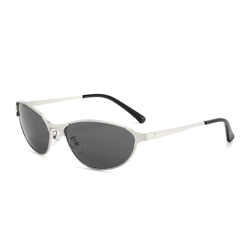 Metal Cat Eye Y2K Sunglasses Influencer Matched Unique Eyewear Street Snap UV Shield Fashion Shade Ladies Trendy Metallic Frame серебряный
Metal Cat Eye Y2K Sunglasses Influencer Matched Unique Eyewear Street Snap UV Shield Fashion Shade Ladies Trendy Metallic Frame серебряный