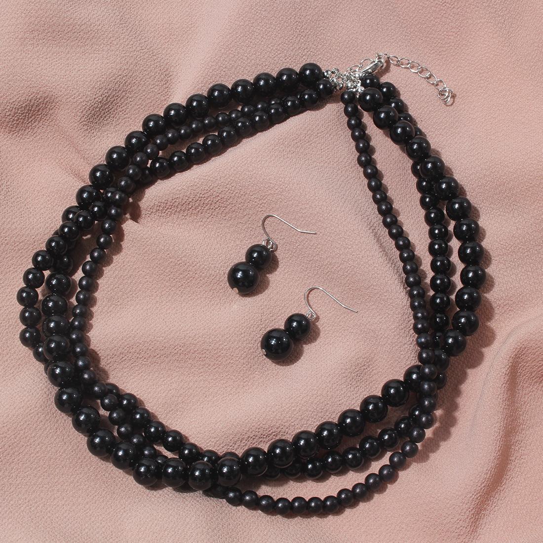 European and American sources of imitation pearl beaded jewelry, necklace simple atmosphere collarbone chain 8040 чорний
European and American sources of imitation pearl beaded jewelry, necklace simple atmosphere collarbone chain 8040 чорний
