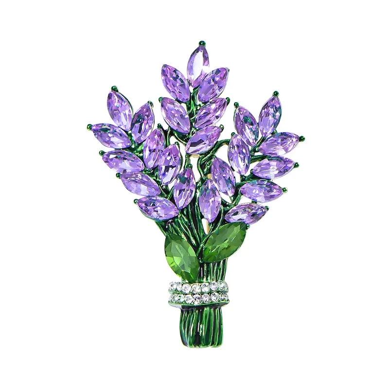 1PC Exquisite Purple Lavender Brooch Women s Brooches Crystal Rhinestone Bouquet Pins Clothing Coat Luxury Fashion Jewelry Girl Gift
1PC Exquisite Purple Lavender Brooch Women s Brooches Crystal Rhinestone Bouquet Pins Clothing Coat Luxury Fashion Jewelry Girl Gift