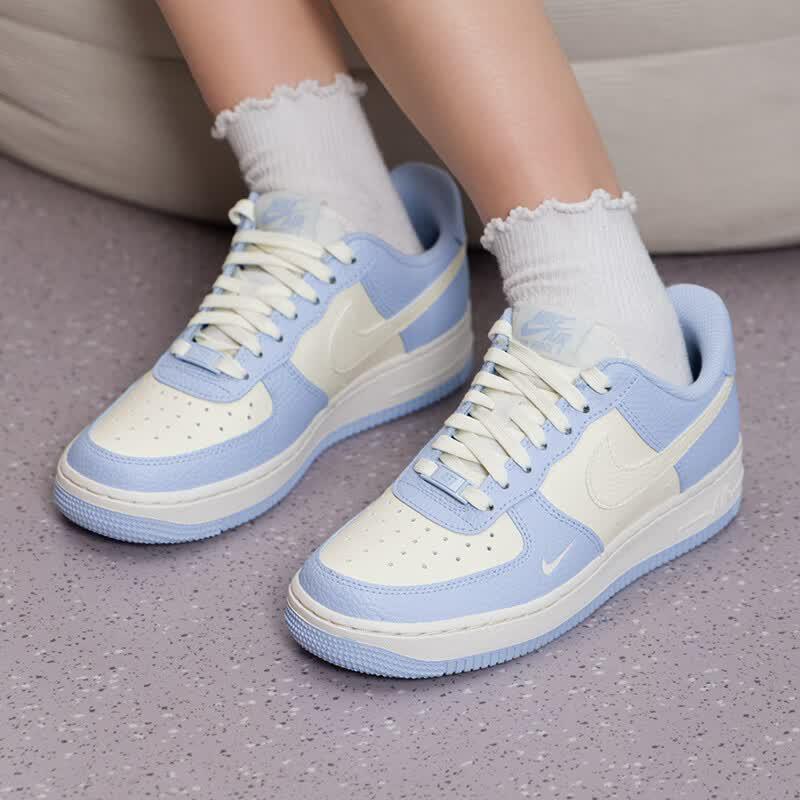 Nike Force 1 IV3222-400 Women s Low-Top Sneakers 6.5
Nike Force 1 IV3222-400 Women s Low-Top Sneakers 6.5