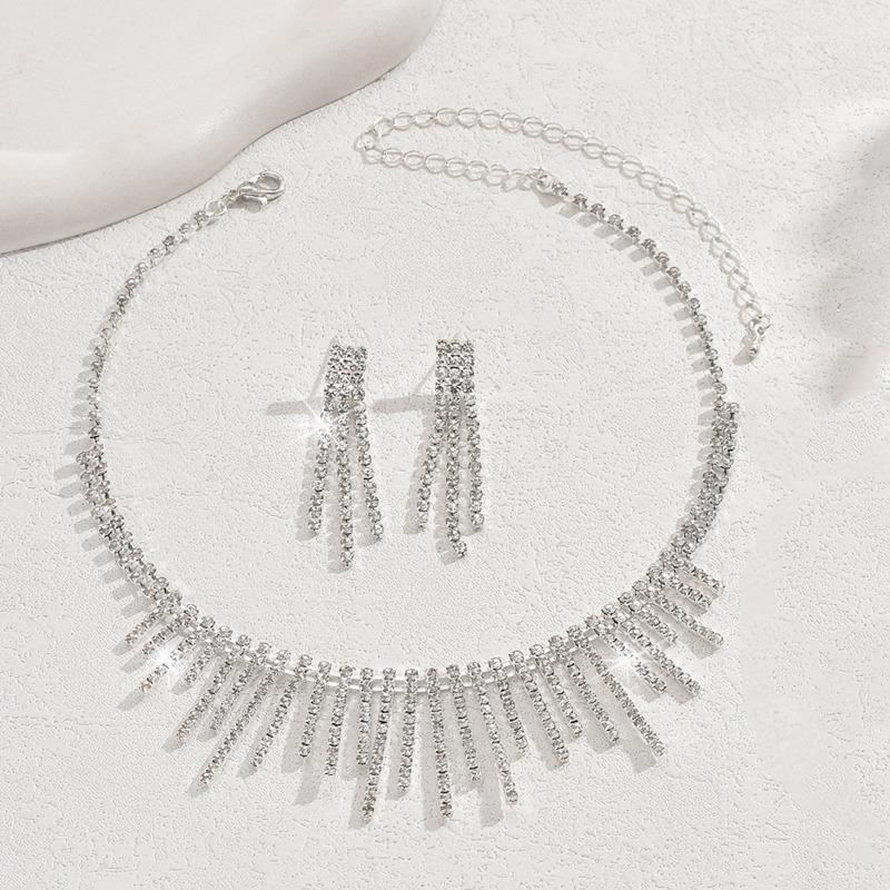 Meier Super sparkling full diamond rhinestone necklace earrings suit bridal jewelry four-piece set wedding dress accessories
Meier Super sparkling full diamond rhinestone necklace earrings suit bridal jewelry four-piece set wedding dress accessories
