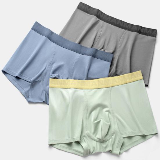 Мужские трусы-боксеры средней посадки с широким эластичным поясом в стиле пэчворк из искусственного шелка с U-образным вырезом в промежности L циан
Мужские трусы-боксеры средней посадки с широким эластичным поясом в стиле пэчворк из искусственного шелка с U-образным вырезом в промежности L циан