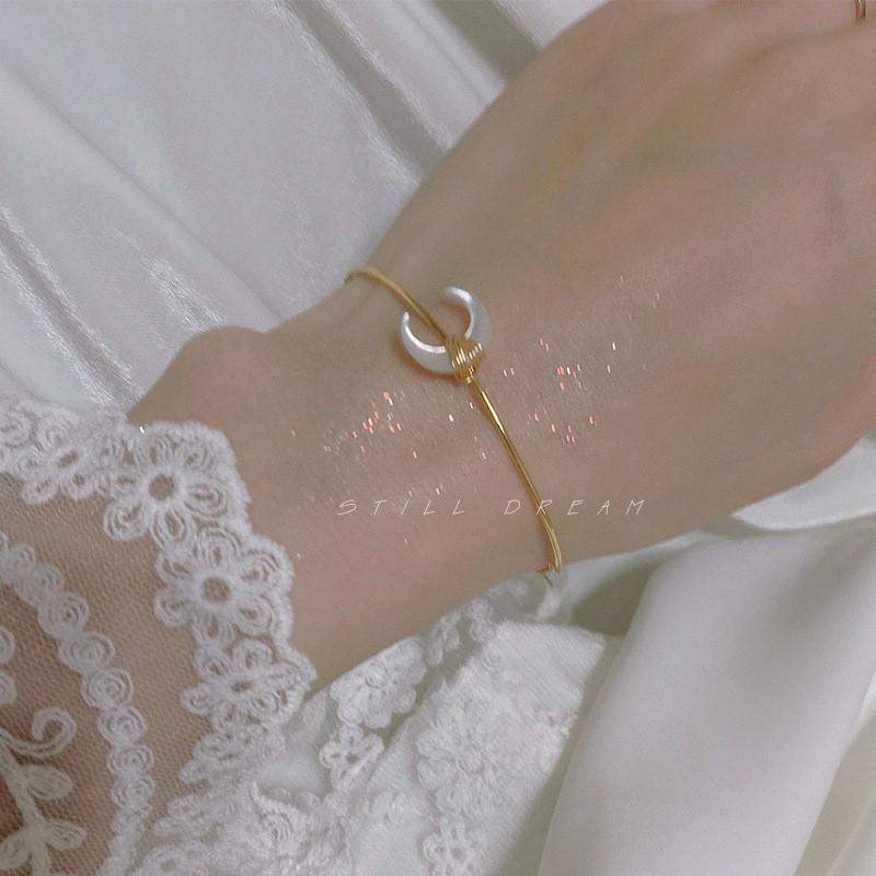 Love Bracelet Girls Niche Design Opening Light Luxury High-End Jewelry Girlfriends Simple
Love Bracelet Girls Niche Design Opening Light Luxury High-End Jewelry Girlfriends Simple