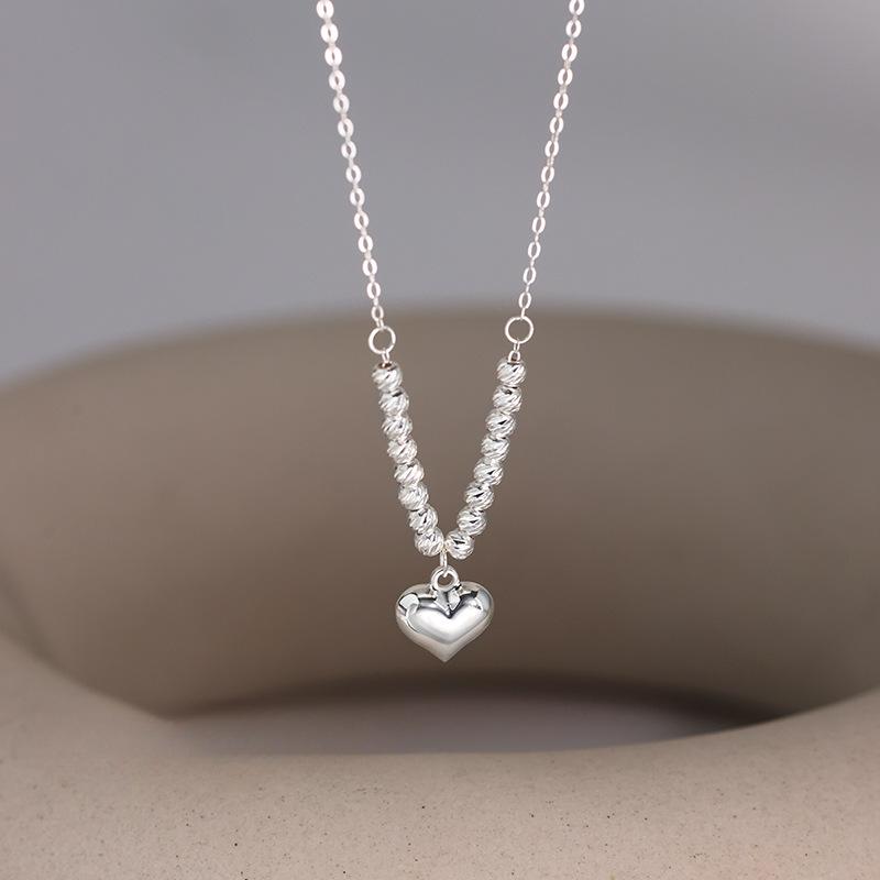 S925 Серебряное ожерелье Lucky Beads Love Женское серебро Pur Clavicle Chain Light Роскошное меньшинство Ins Высококачественное ожерелье в форме сердца Серебро
S925 Серебряное ожерелье Lucky Beads Love Женское серебро Pur Clavicle Chain Light Роскошное меньшинство Ins Высококачественное ожерелье в форме сердца Серебро