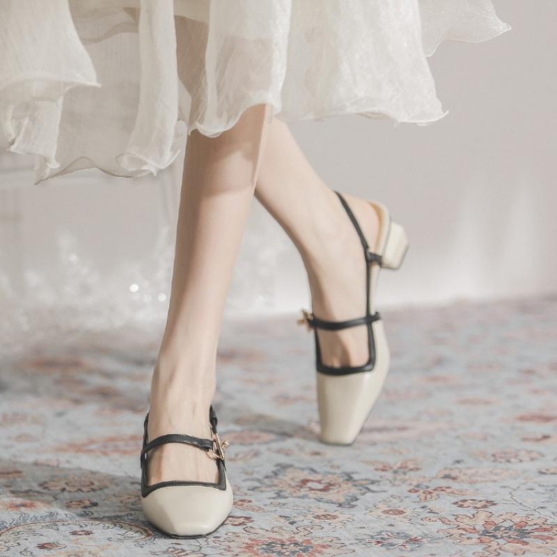 Мода 2025 Новые туфли на каблуке Каблук Женская летняя обувь Квадратный носок Женская обувь Необычный каблук Босоножки Женские сандалии Женская обувь 35 белый
Мода 2025 Новые туфли на каблуке Каблук Женская летняя обувь Квадратный носок Женская обувь Необычный каблук Босоножки Женские сандалии Женская обувь 35 белый