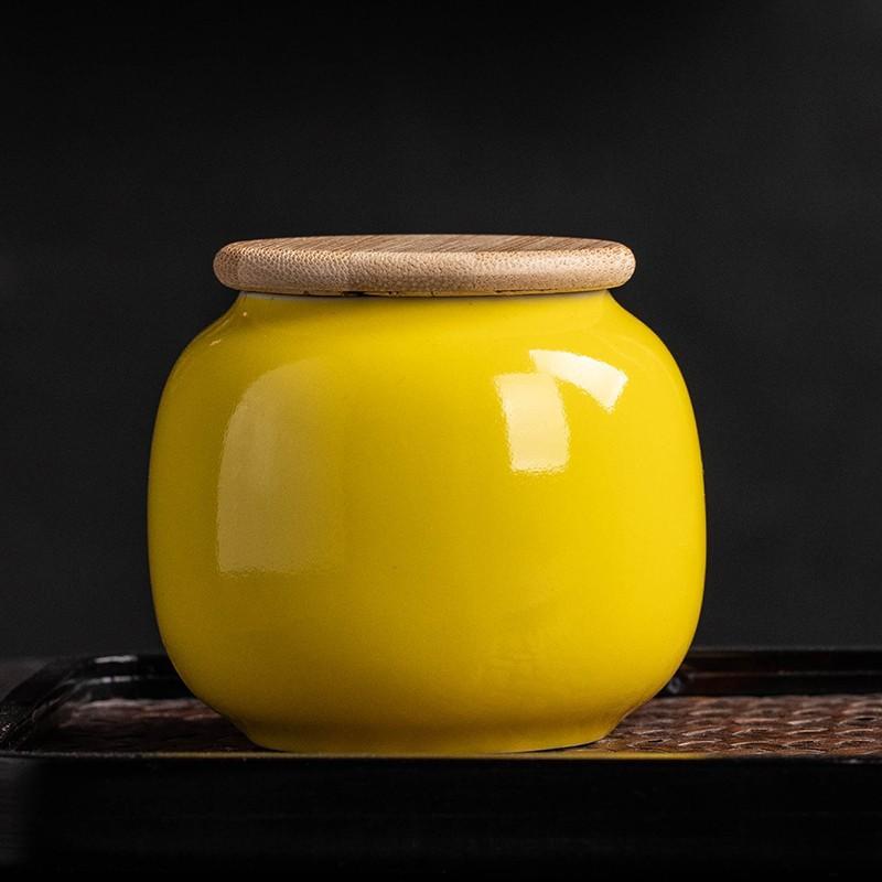 European Mini Small Bamboo Lid Ceramic Tea Candy Cookie Box Vintage Sealed Storage Jar Handicraft Ornaments Gift Home Decoration жовтий
European Mini Small Bamboo Lid Ceramic Tea Candy Cookie Box Vintage Sealed Storage Jar Handicraft Ornaments Gift Home Decoration жовтий