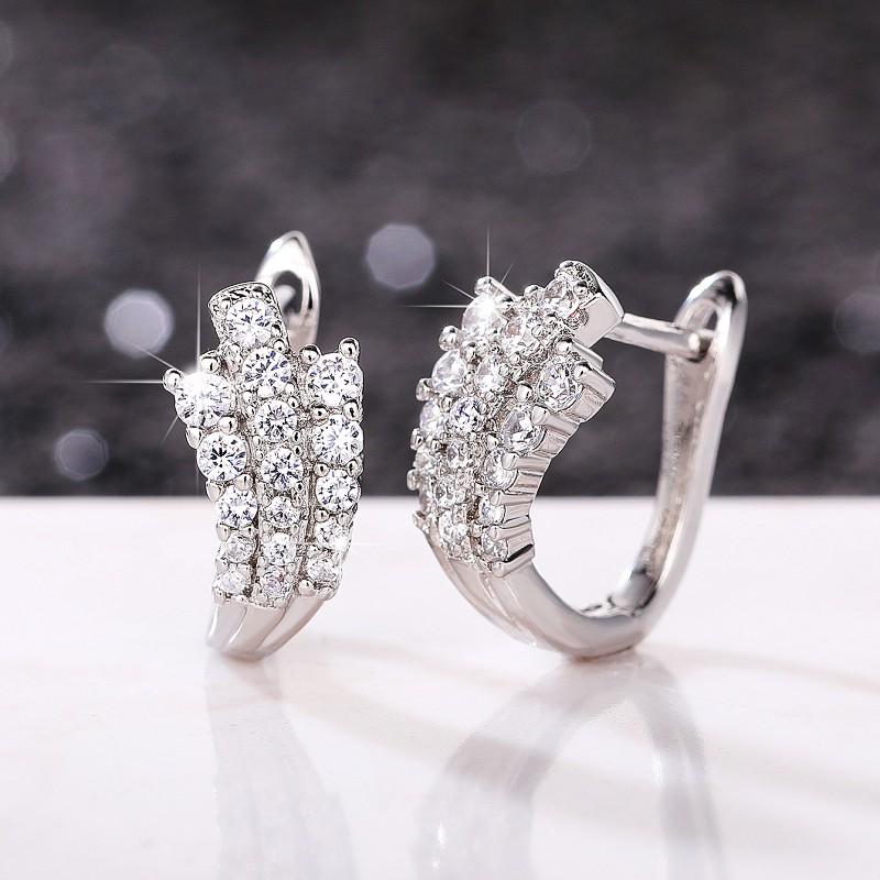 Huitan Modern Fashion Bride Wedding Earrings High Quality Copper Color Cubic Zirconia Hoop Earrings Newly Designed Women Zircon
Huitan Modern Fashion Bride Wedding Earrings High Quality Copper Color Cubic Zirconia Hoop Earrings Newly Designed Women Zircon