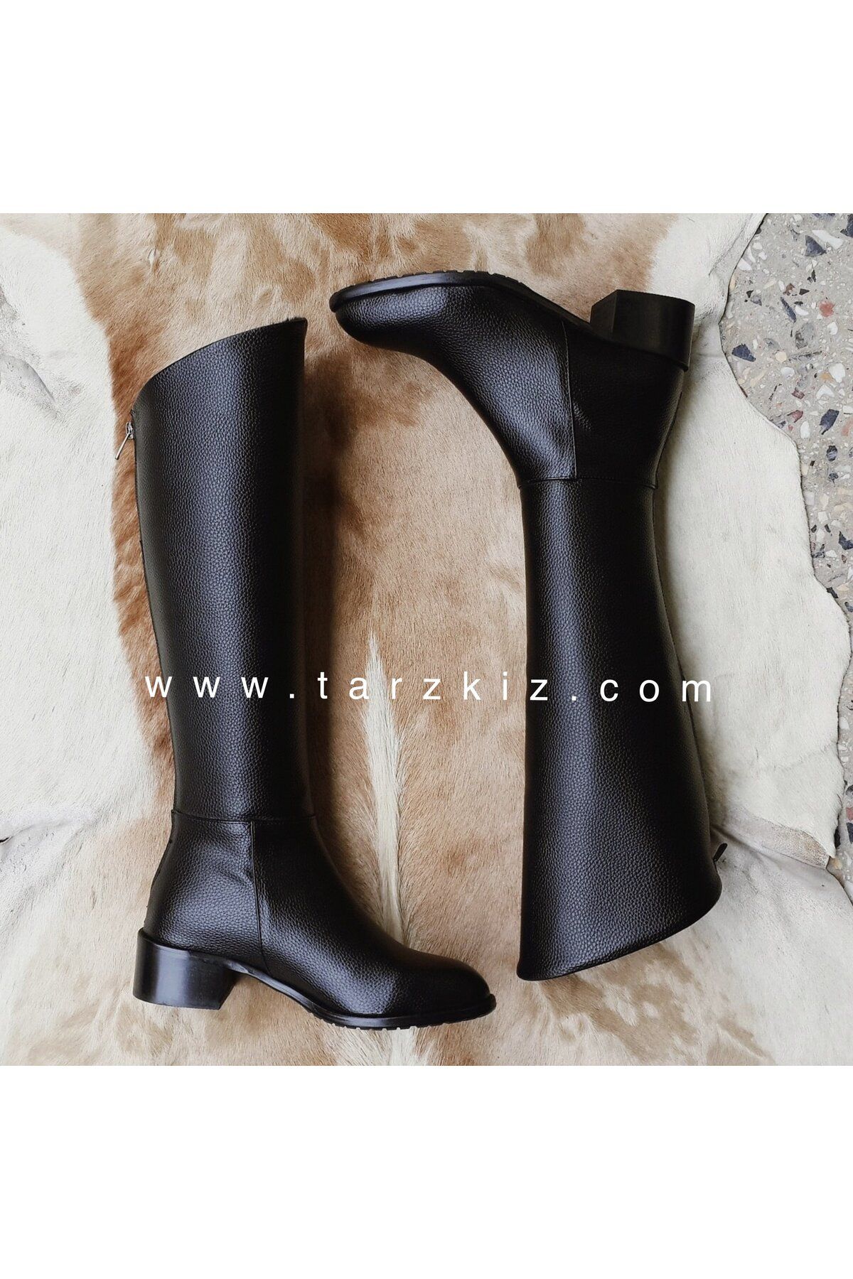 Women Modern Stylish Fashion Boots Boots Faux Leather Katre Back Zipper Wide Calf Black Boots 36
Women Modern Stylish Fashion Boots Boots Faux Leather Katre Back Zipper Wide Calf Black Boots 36