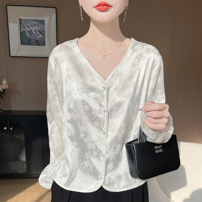 V-neck Shirt Has a Loose Temperament M
V-neck Shirt Has a Loose Temperament M