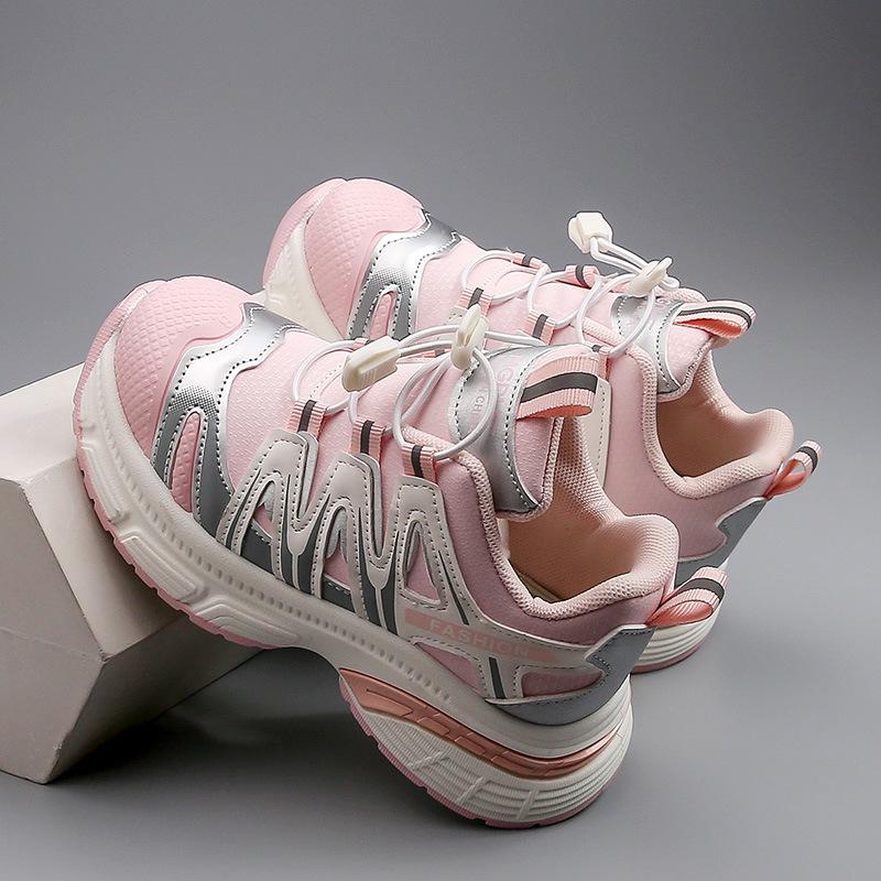 Kids Pink Silver Mesh Breathable Outdoor Casual Dad Sneakers 26 рожевий
Kids Pink Silver Mesh Breathable Outdoor Casual Dad Sneakers 26 рожевий