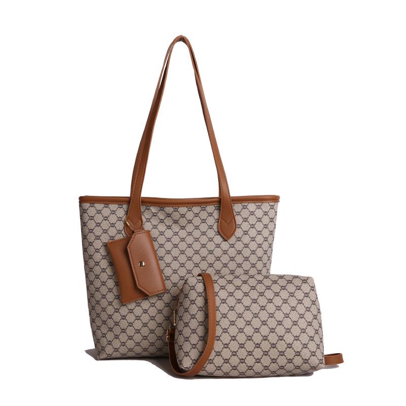 Женский модный многокомпонентный набор: Вместительная сумка-тоут в ретро-стиле, сумка «мать-дитя» и сумка под мышкой коричневый
Женский модный многокомпонентный набор: Вместительная сумка-тоут в ретро-стиле, сумка «мать-дитя» и сумка под мышкой коричневый