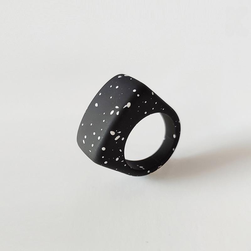 Fashion Colorful Transparent Acrylic Geometric Round Marble Pattern Ring Resin Acetate Board Rings For Women Girls Jewelry diameter 1.7cm
Fashion Colorful Transparent Acrylic Geometric Round Marble Pattern Ring Resin Acetate Board Rings For Women Girls Jewelry diameter 1.7cm