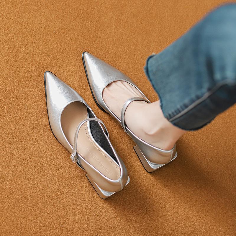 Silver single shoes women s 2025 new spring skirt pointed Mary Jane high heels French word with shoes children 34
Silver single shoes women s 2025 new spring skirt pointed Mary Jane high heels French word with shoes children 34