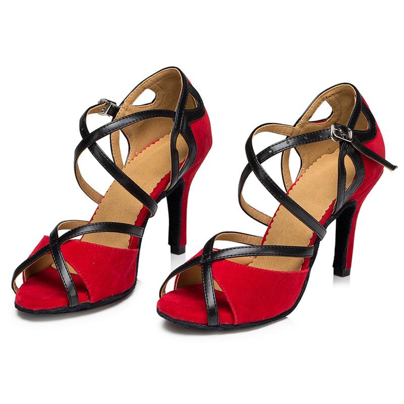 Women s Summer Runway Essential: Stiletto-Heeled Waterproof Platform Sandals with 15cm Sky-High Heels 43 червоний
Women s Summer Runway Essential: Stiletto-Heeled Waterproof Platform Sandals with 15cm Sky-High Heels 43 червоний