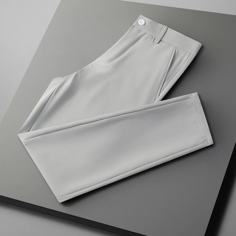 Men s Slim Fit Cropped Trousers: Versatile, Casual Streetwear with Straight Leg and Lightly Mature Style. 28
Men s Slim Fit Cropped Trousers: Versatile, Casual Streetwear with Straight Leg and Lightly Mature Style. 28
