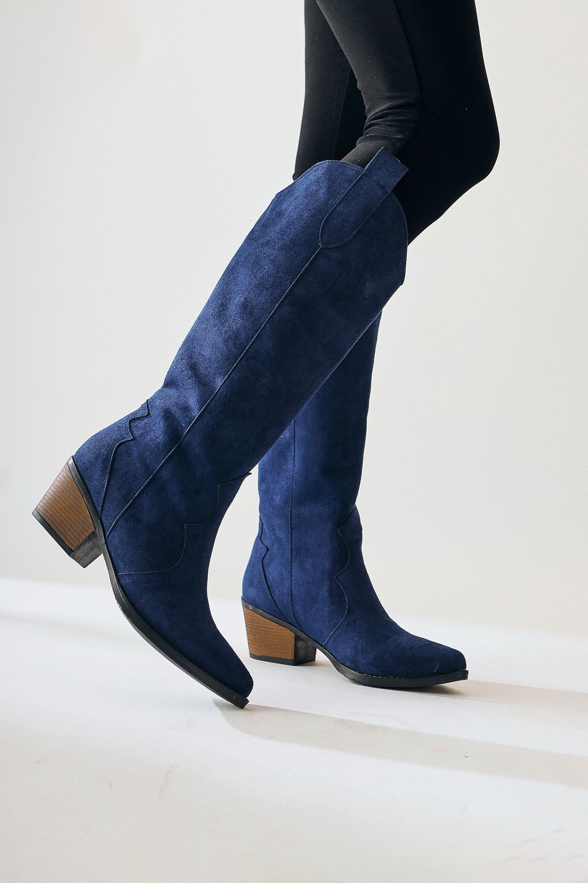 Women Modern Stylish Fashion Boots Boots Faux Leather Suede Lhena Navy Blue Suede Western Pull On Boots 36
Women Modern Stylish Fashion Boots Boots Faux Leather Suede Lhena Navy Blue Suede Western Pull On Boots 36