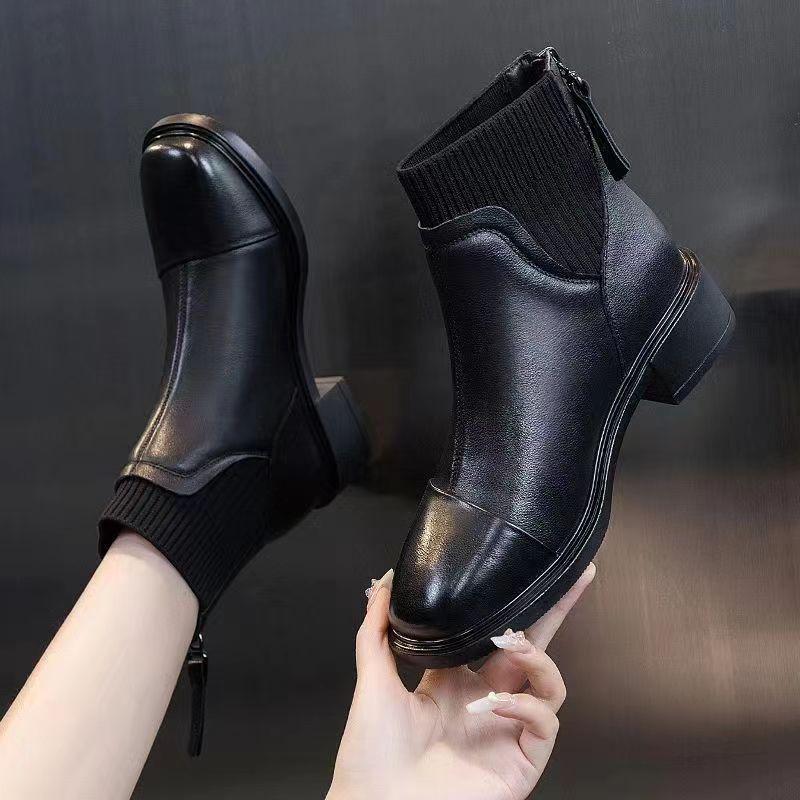 2025 Осень/Зима Британские ботильоны-носки из нюдовой кожи: Лодыжка, Застежка-молния сзади, Утягивающий и Дышащий Black Fleece A99
2025 Осень/Зима Британские ботильоны-носки из нюдовой кожи: Лодыжка, Застежка-молния сзади, Утягивающий и Дышащий Black Fleece A99