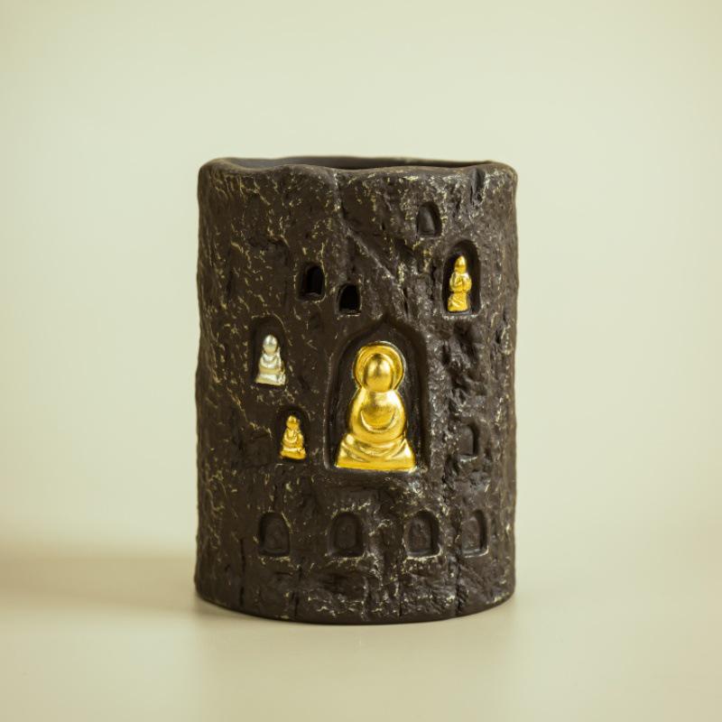 Mogao Caves Thousand Buddha Mural Pen Holder - Cultural Souvenir for Desk or Office.
Mogao Caves Thousand Buddha Mural Pen Holder - Cultural Souvenir for Desk or Office.
