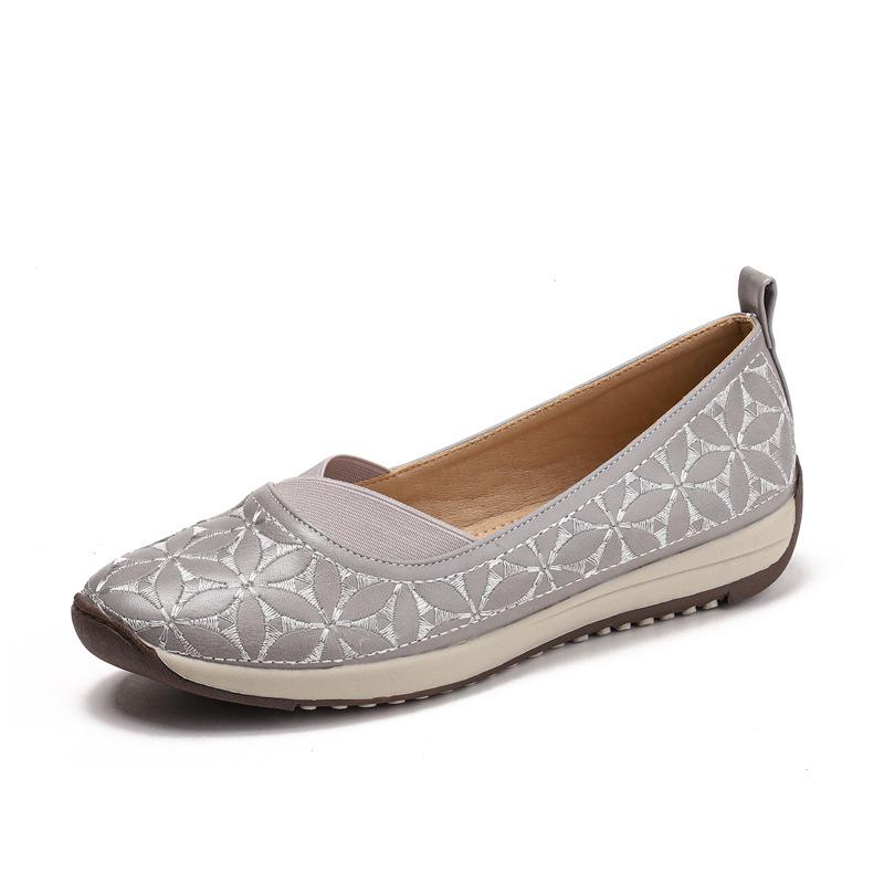 One-pedal shallow single shoes women s Doudou shoes embroidered retro Hanfu embroidered soft-soled casual ladyshoes 36
One-pedal shallow single shoes women s Doudou shoes embroidered retro Hanfu embroidered soft-soled casual ladyshoes 36