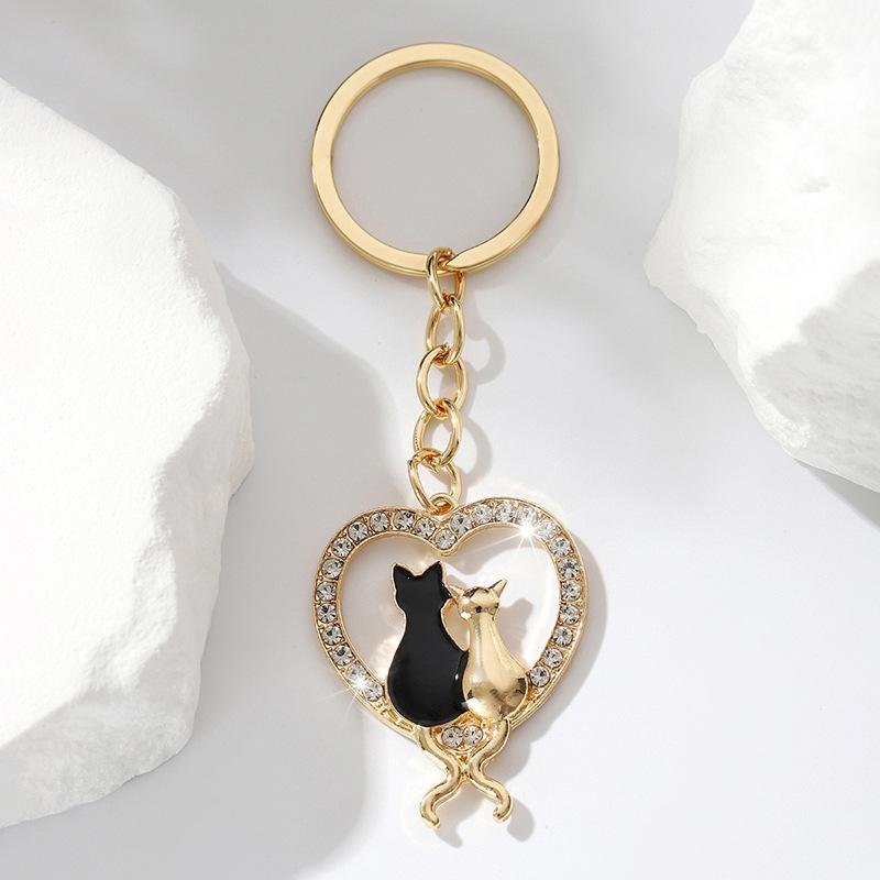 Metal Cat Pendant Keychain with Rhinestone Heart Frame Decorative Key Ring Accessory for Bags and Keys Durable and Stylish Design One Size
Metal Cat Pendant Keychain with Rhinestone Heart Frame Decorative Key Ring Accessory for Bags and Keys Durable and Stylish Design One Size