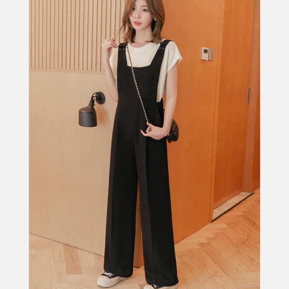 Women s Loose Black Slimming Jumpsuit: Age-Reducing, Square-Neck, Straight-Leg Overalls for Summer S (Under 50kg)
Women s Loose Black Slimming Jumpsuit: Age-Reducing, Square-Neck, Straight-Leg Overalls for Summer S (Under 50kg)