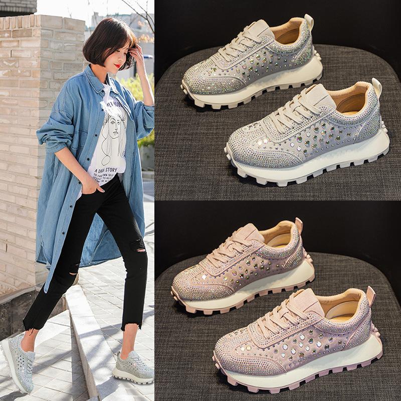 Кожаные кроссовки Cortez со стразами на платформе, женские весенние новые универсальные дышащие повседневные туфли для папы, розовые кроссовки
Кожаные кроссовки Cortez со стразами на платформе, женские весенние новые универсальные дышащие повседневные туфли для папы, розовые кроссовки