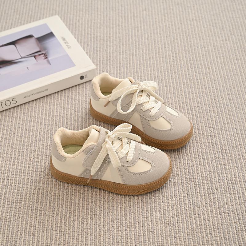 2025 autumn new Korean version of children s moral training shoes medium and small children s women s treasure soft-soled Forrest Gump shoes bo 26-30 yards FCL shot 50 pairs білий
2025 autumn new Korean version of children s moral training shoes medium and small children s women s treasure soft-soled Forrest Gump shoes bo 26-30 yards FCL shot 50 pairs білий