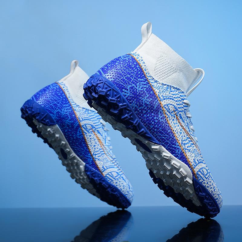 Football shoes children s training special assassin C Ronaldo summer breathable non-slip game sports shoes high-top spikes 35
Football shoes children s training special assassin C Ronaldo summer breathable non-slip game sports shoes high-top spikes 35