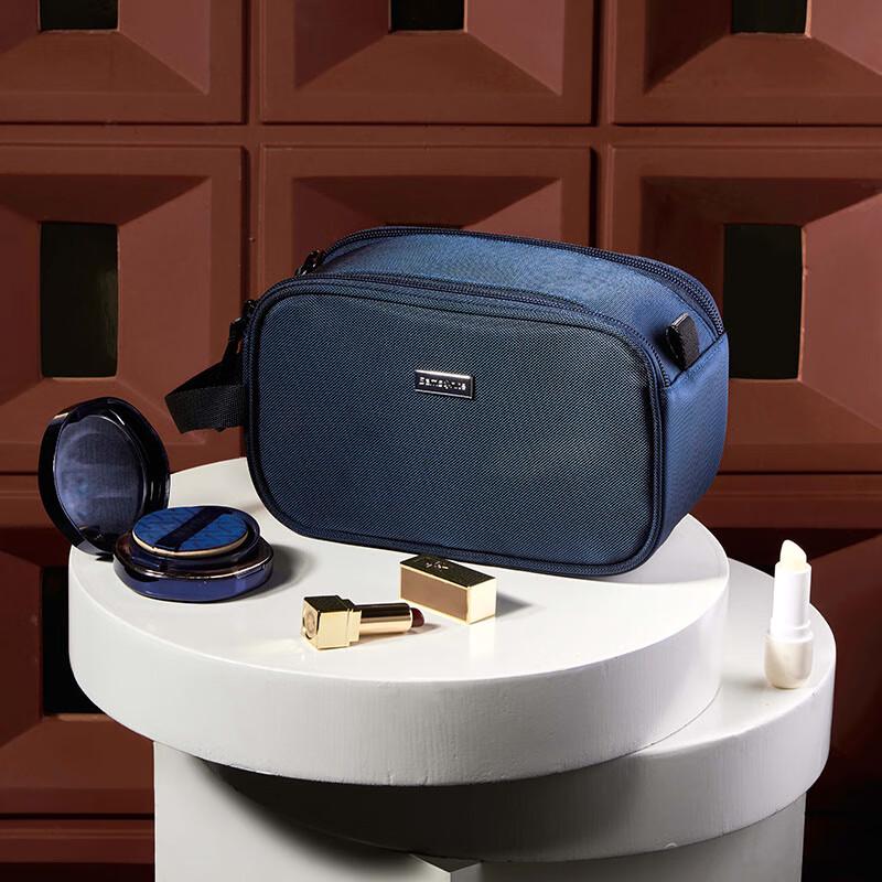 Samsonite Travel Partner Double Zipper Toiletry Bag
Samsonite Travel Partner Double Zipper Toiletry Bag