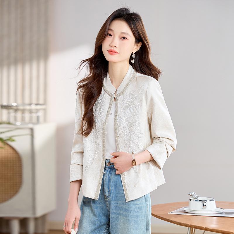 Spring 2025 Women s Embroidered Stand-Up Collar Beaded Fashion Outerwear - L1599 M (weight: 90-115 jin)
Spring 2025 Women s Embroidered Stand-Up Collar Beaded Fashion Outerwear - L1599 M (weight: 90-115 jin)