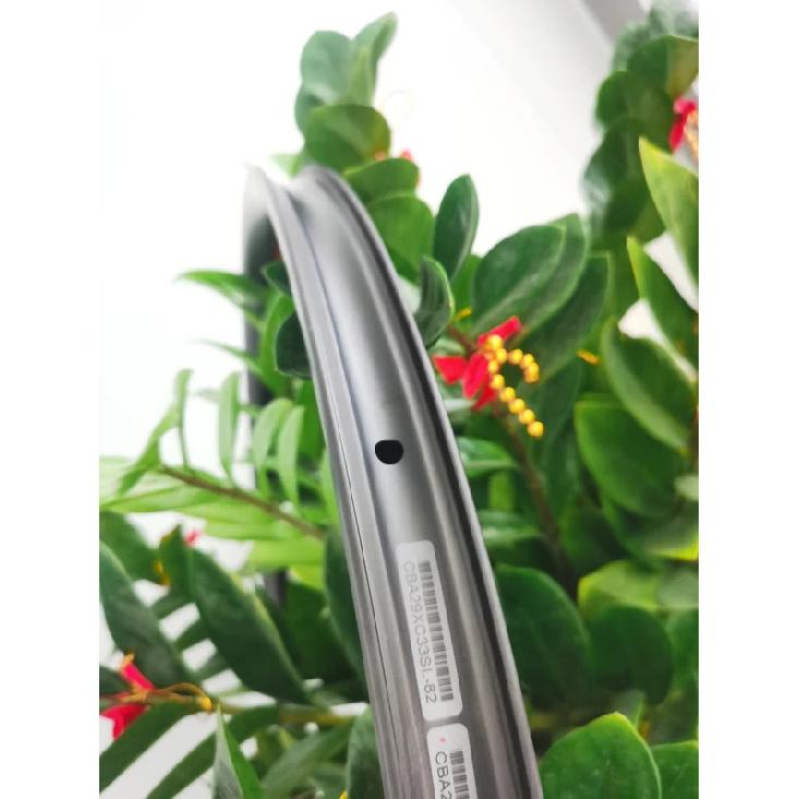 Only Tubeless Valve Hole no rims tape T800 29er Carbon mtb rims internal 25mm 27mm 30mm Tubeless XC 29er carbon mountain rims 34x23Asymmetric 28H
Only Tubeless Valve Hole no rims tape T800 29er Carbon mtb rims internal 25mm 27mm 30mm Tubeless XC 29er carbon mountain rims 34x23Asymmetric 28H