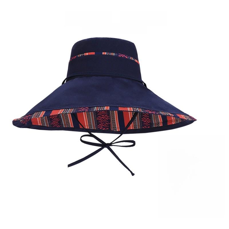 Stylish Foldable Sun Hat With Oversized Brim And Breathable Polyester For Outdoors Темно-синій
Stylish Foldable Sun Hat With Oversized Brim And Breathable Polyester For Outdoors Темно-синій