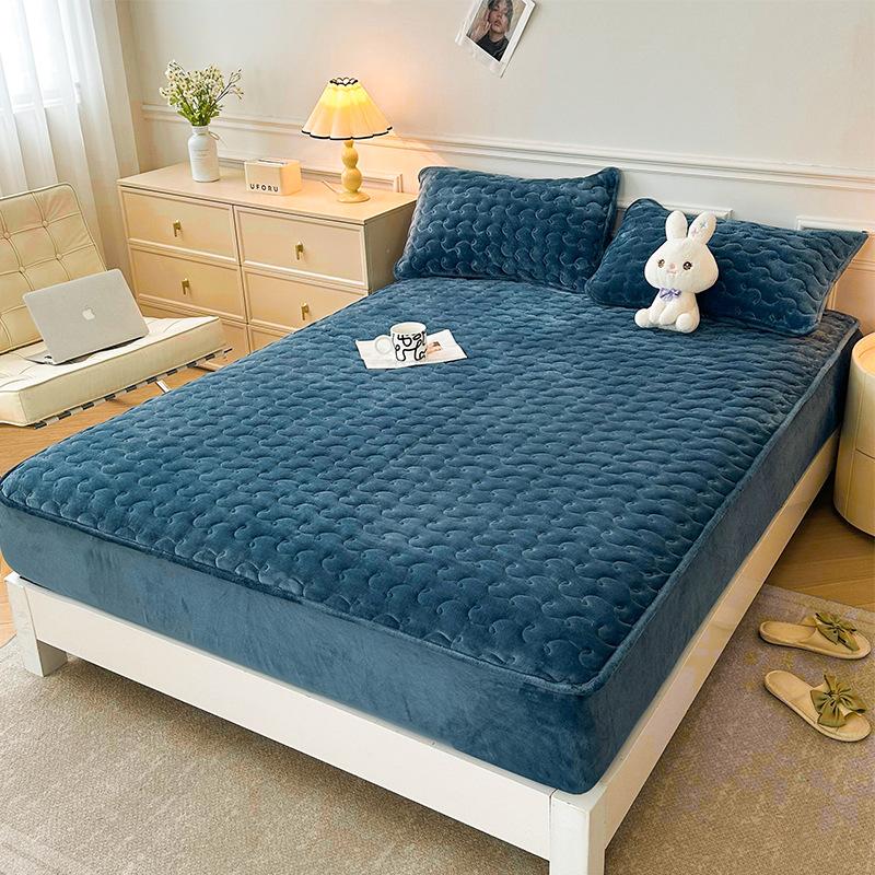 Fluffy Plush Fitted Sheet Winter Solid Color Quilted Bed Sheet Queen/King Size Fitted Sheet for Winter (pillowcase Need Order) 1pair of pillowcase
Fluffy Plush Fitted Sheet Winter Solid Color Quilted Bed Sheet Queen/King Size Fitted Sheet for Winter (pillowcase Need Order) 1pair of pillowcase