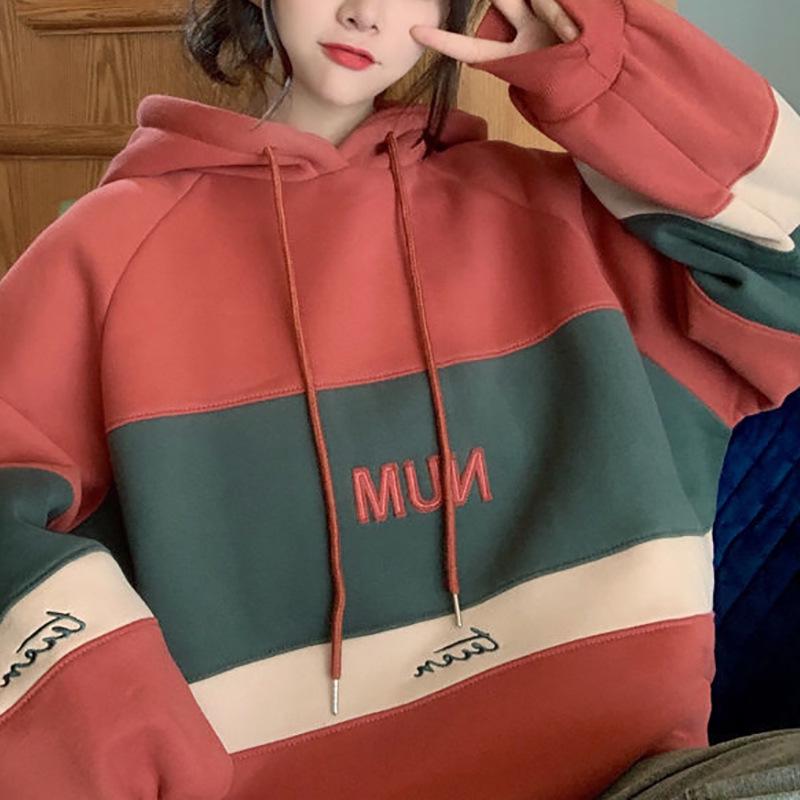 Женская толстовка с капюшоном из плюша, осень/зима 2023 г., свободный корейский стиль, идеально подходит для студентов и пар. One Size кирпич красный
Женская толстовка с капюшоном из плюша, осень/зима 2023 г., свободный корейский стиль, идеально подходит для студентов и пар. One Size кирпич красный