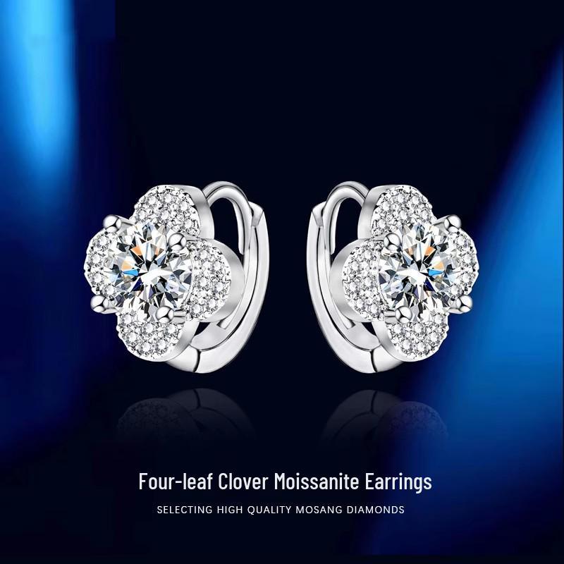 925 Sterling Silver Moissanite Four-Leaf Clover Earrings - Women s Light Luxury Diamond Ear Cuffs Zircon
925 Sterling Silver Moissanite Four-Leaf Clover Earrings - Women s Light Luxury Diamond Ear Cuffs Zircon