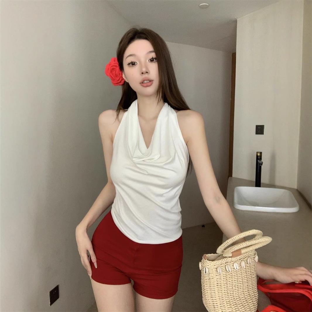 Spicy Girl White Cowl Neck Halter Tank - Women s Summer Sleeveless Backless Top. One Size (up to 125 jin)
Spicy Girl White Cowl Neck Halter Tank - Women s Summer Sleeveless Backless Top. One Size (up to 125 jin)