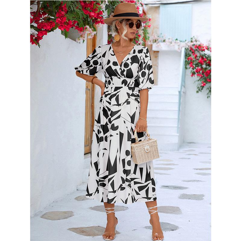 Платье с V-образным вырезом и пышными рукавами S белый
Платье с V-образным вырезом и пышными рукавами S белый