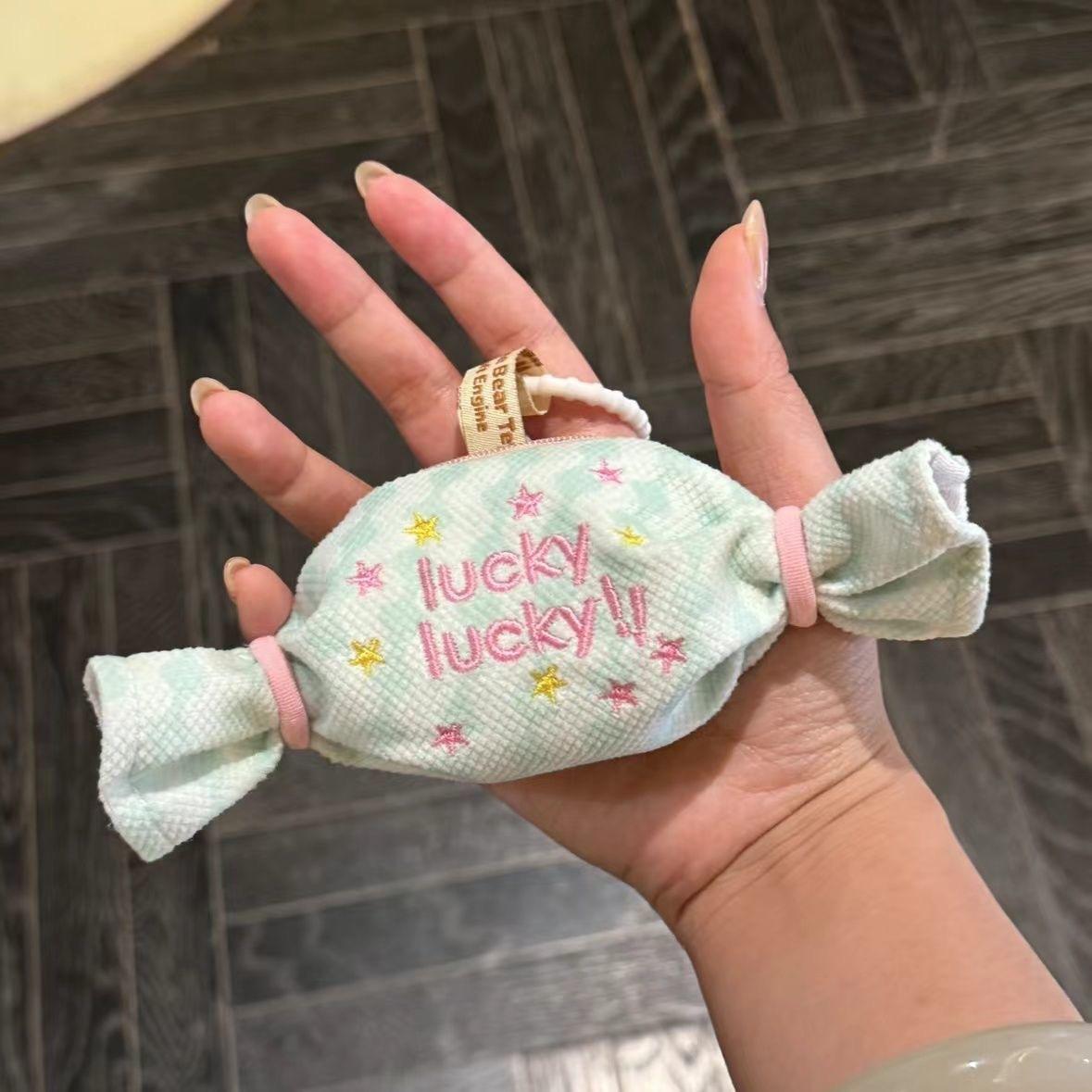 Macaron-colored Mini Candy Pendant Cute Coin Purse Earphone Case Multi-functional Pendant Bag Plaid Storage Pouch Bundle Pocket зелений
Macaron-colored Mini Candy Pendant Cute Coin Purse Earphone Case Multi-functional Pendant Bag Plaid Storage Pouch Bundle Pocket зелений