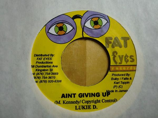 7inch Record LUKIE D / ANTHONY RED ROSE & GINJAH - Aint Giving Up / Live It Up NONE Fat Eyes Record 2003 Jamaica Reggae, Ska & Dub Used
7inch Record LUKIE D / ANTHONY RED ROSE & GINJAH - Aint Giving Up / Live It Up NONE Fat Eyes Record 2003 Jamaica Reggae, Ska & Dub Used