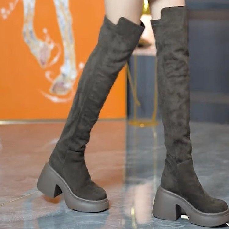 Женские ботфорты на массивном каблуке - Круглый носок, Эластичные, Стройнящие, Толстая подошва, Коллекция Осень/Зима 2025. 40
Женские ботфорты на массивном каблуке - Круглый носок, Эластичные, Стройнящие, Толстая подошва, Коллекция Осень/Зима 2025. 40