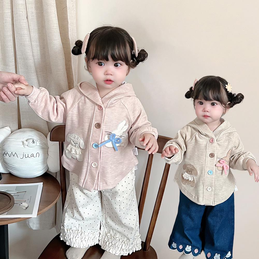2025 Spring & Autumn Stylish Girls Hooded Cardigan - Korean Baby Outerwear 100 cm
2025 Spring & Autumn Stylish Girls Hooded Cardigan - Korean Baby Outerwear 100 cm