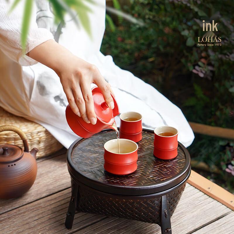 Lu Bao Prosperous Bamboo Ceramic Tea Set
Lu Bao Prosperous Bamboo Ceramic Tea Set