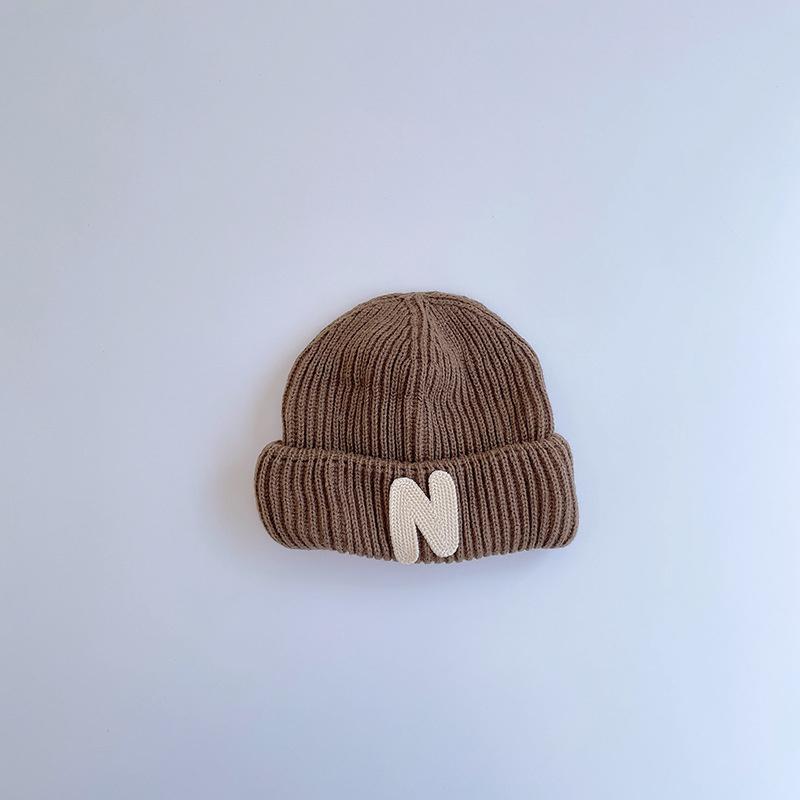 Дитяча шапка Ins, корейське видання, осінь і зима, в’язана тканинна шапка з літерою N, мила вовняна шапка для хлопчиків і дівчаток. 48-54cm коричневий
Дитяча шапка Ins, корейське видання, осінь і зима, в’язана тканинна шапка з літерою N, мила вовняна шапка для хлопчиків і дівчаток. 48-54cm коричневий