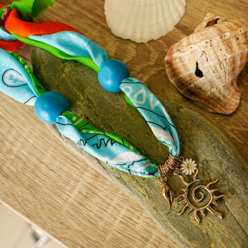 Spring And Autumn Decorative Clavicle Silk Necklace Silk Scarf Variety Mulberry Silk Women S Necklace Jewelry
Spring And Autumn Decorative Clavicle Silk Necklace Silk Scarf Variety Mulberry Silk Women S Necklace Jewelry