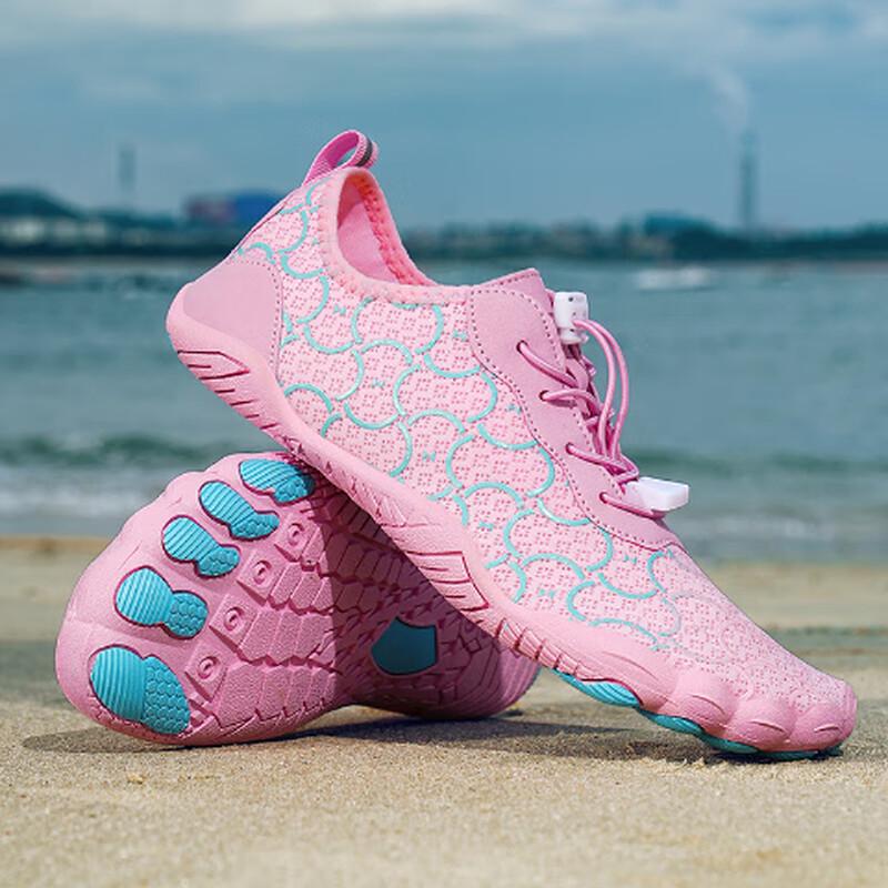 Mussel Five-Finger Aqua Shoes
Mussel Five-Finger Aqua Shoes