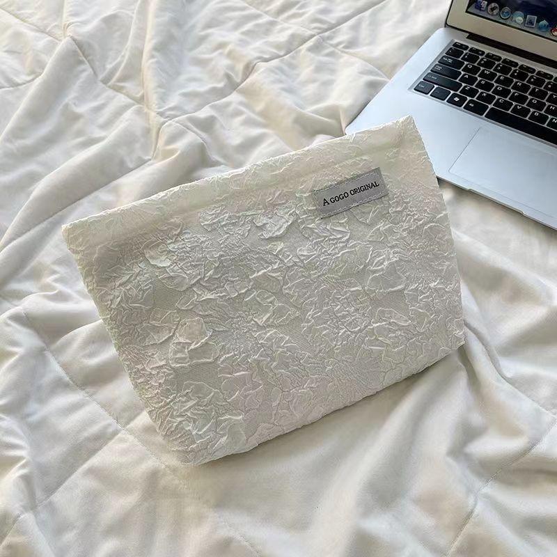 Women Cosmetic Bag Colorful Stripes Corduroy Portable Travel Toiletry Bag Skincare Sundries Aesthetic Makeup Storage Wash Bag білий
Women Cosmetic Bag Colorful Stripes Corduroy Portable Travel Toiletry Bag Skincare Sundries Aesthetic Makeup Storage Wash Bag білий