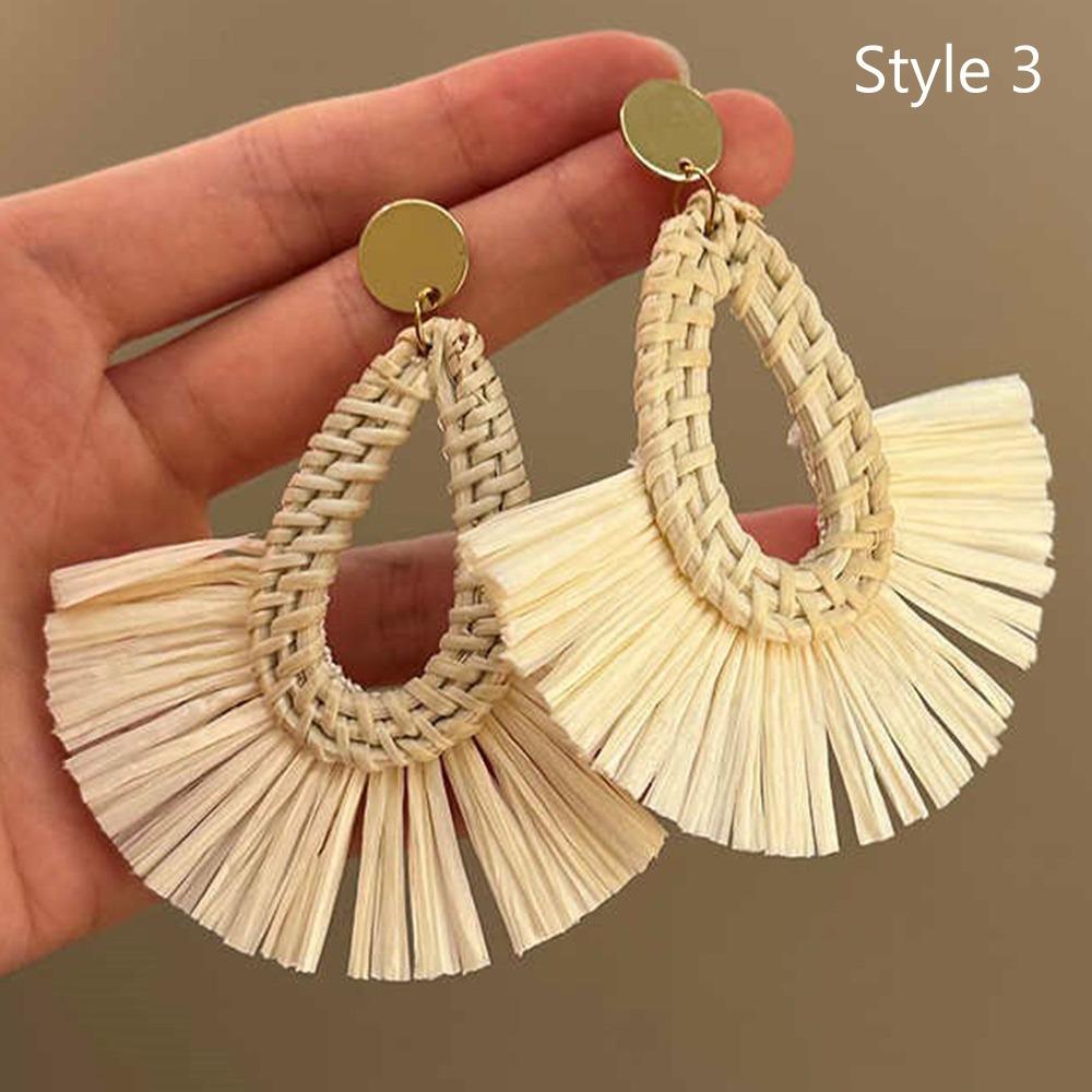 Flower Earrings Raffia Handmade Mori Girl Style Woven Straw Earrings Sweet Simple Ear ring for Women Ladies Jewelry Gifts
Flower Earrings Raffia Handmade Mori Girl Style Woven Straw Earrings Sweet Simple Ear ring for Women Ladies Jewelry Gifts
